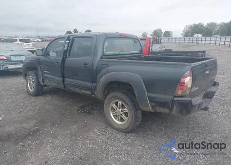 2010 Toyota Tacoma Prerunner V6 z USA, uszkodzony, nr VIN 3TMJU4GNXAM104852